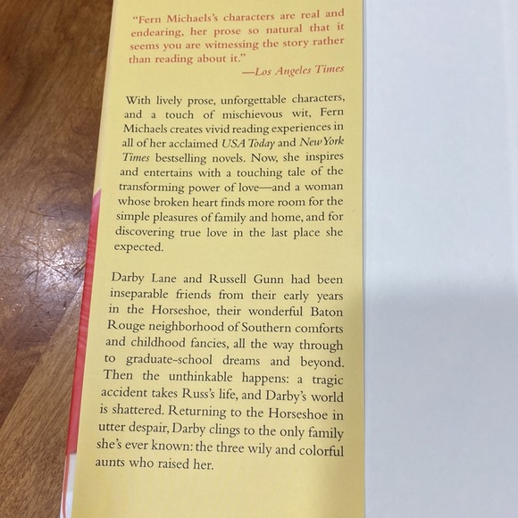 Set of 4, Fern Michaels’ hardcover books. - Picture 4 of 14